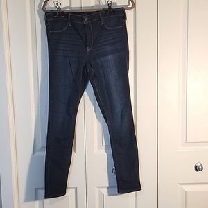 Hollister Jeans- dark wash- High rise jean legging Sz 31 (12)